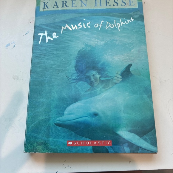 The music of dolphins by Karen Hesse | Book - Picture 2 of 5